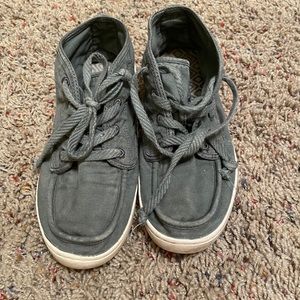 Army green sanuk shoes